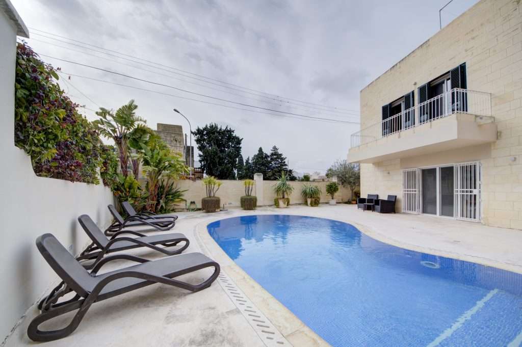 Luxury property for rent in malta