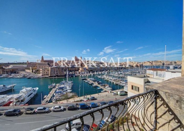 Vittoriosa, Furnished House of Character