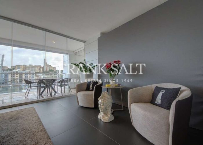 Ta' Xbiex, Furnished Apartment