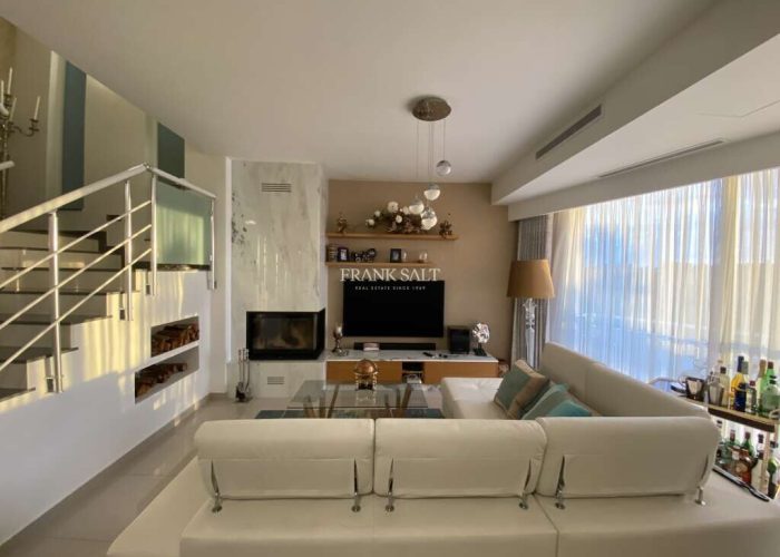 Marsascala Furnished Terraced House with Country Views