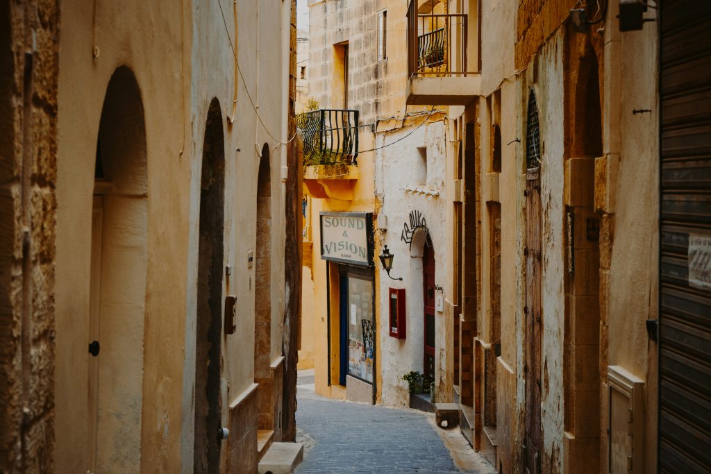 How much money do you need to live comfortably in Malta?